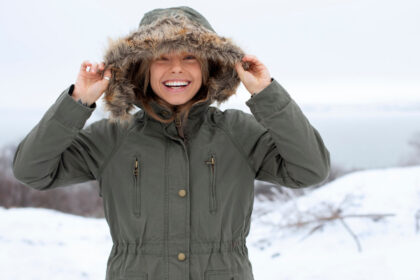 Doudoune, parka ou manteau en laine : quel choix pour affronter l’hiver ?